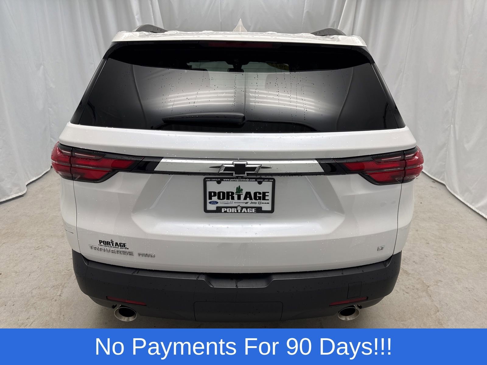 Used 2023 Chevrolet Traverse LT image 4