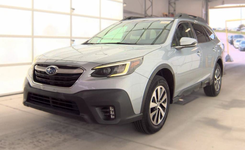Used 2021 Subaru Outback Premium AWD/4WD image 4