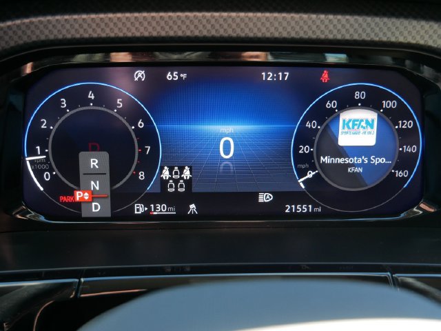 Used 2025 Volkswagen Atlas Peak Edition SE AWD/4WD image 30