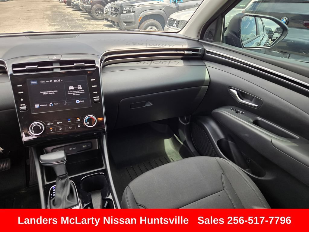 Used 2024 Hyundai Tucson SE FWD image 16