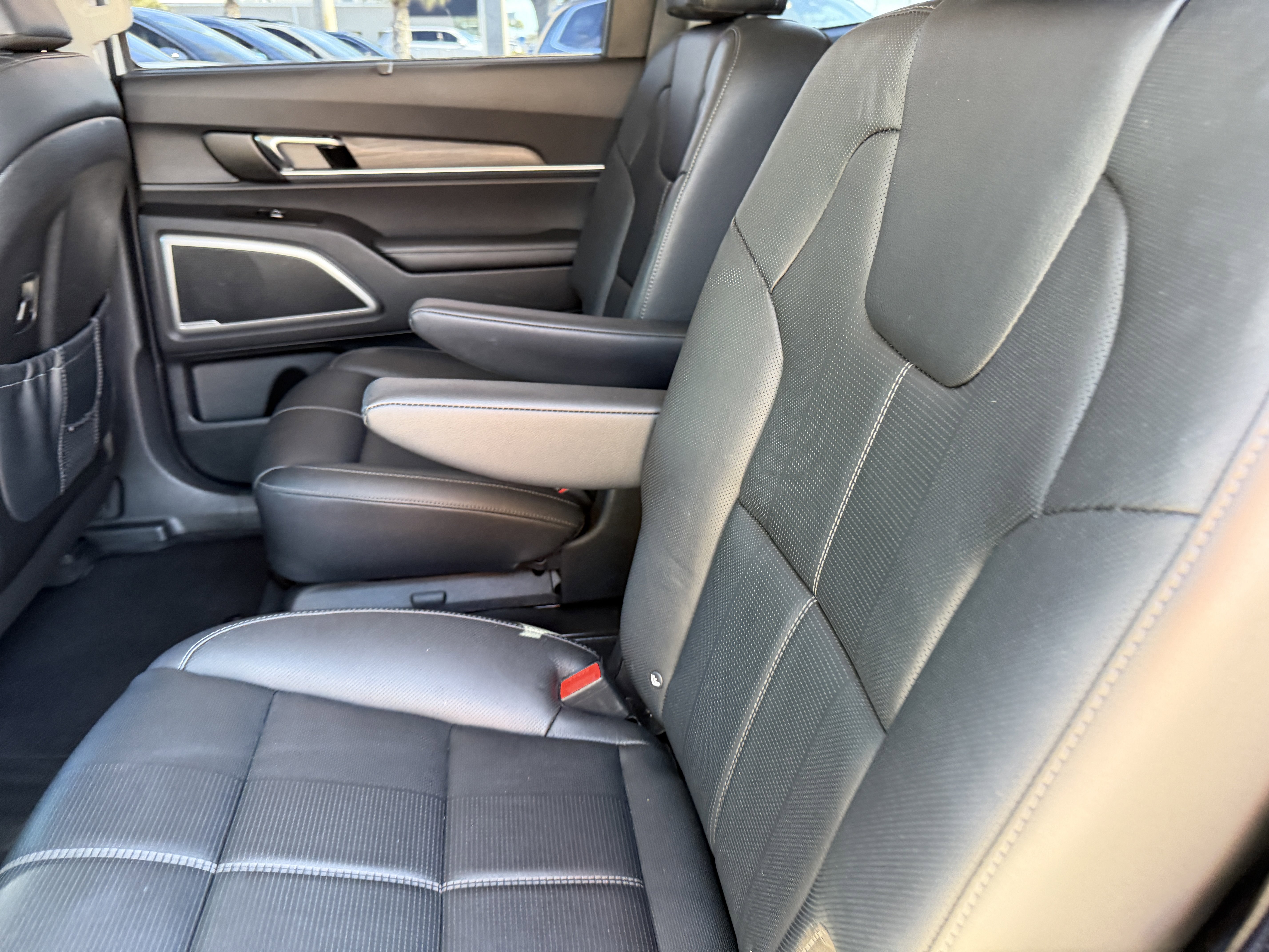 Certified 2022 Kia Telluride EX w/ EX Premium Package image 19