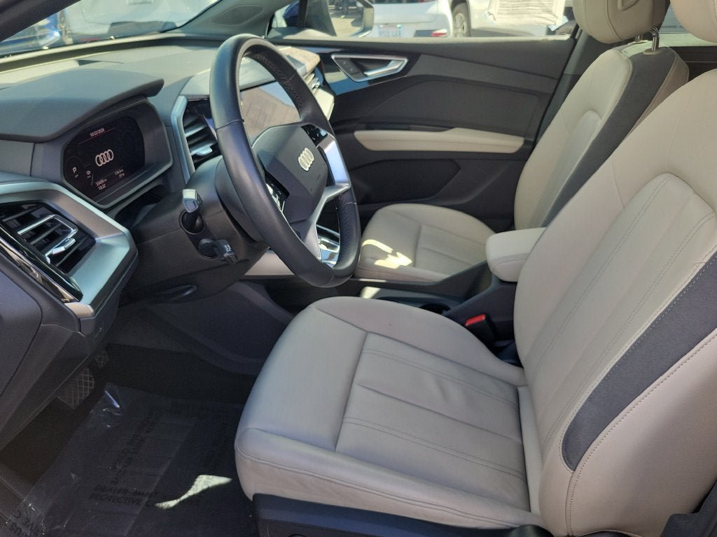 Used 2023 Audi Q4 e-tron Premium w/ Convenience Package RWD image 17