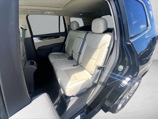 Used 2024 Cadillac XT6 Premium Luxury FWD image 28