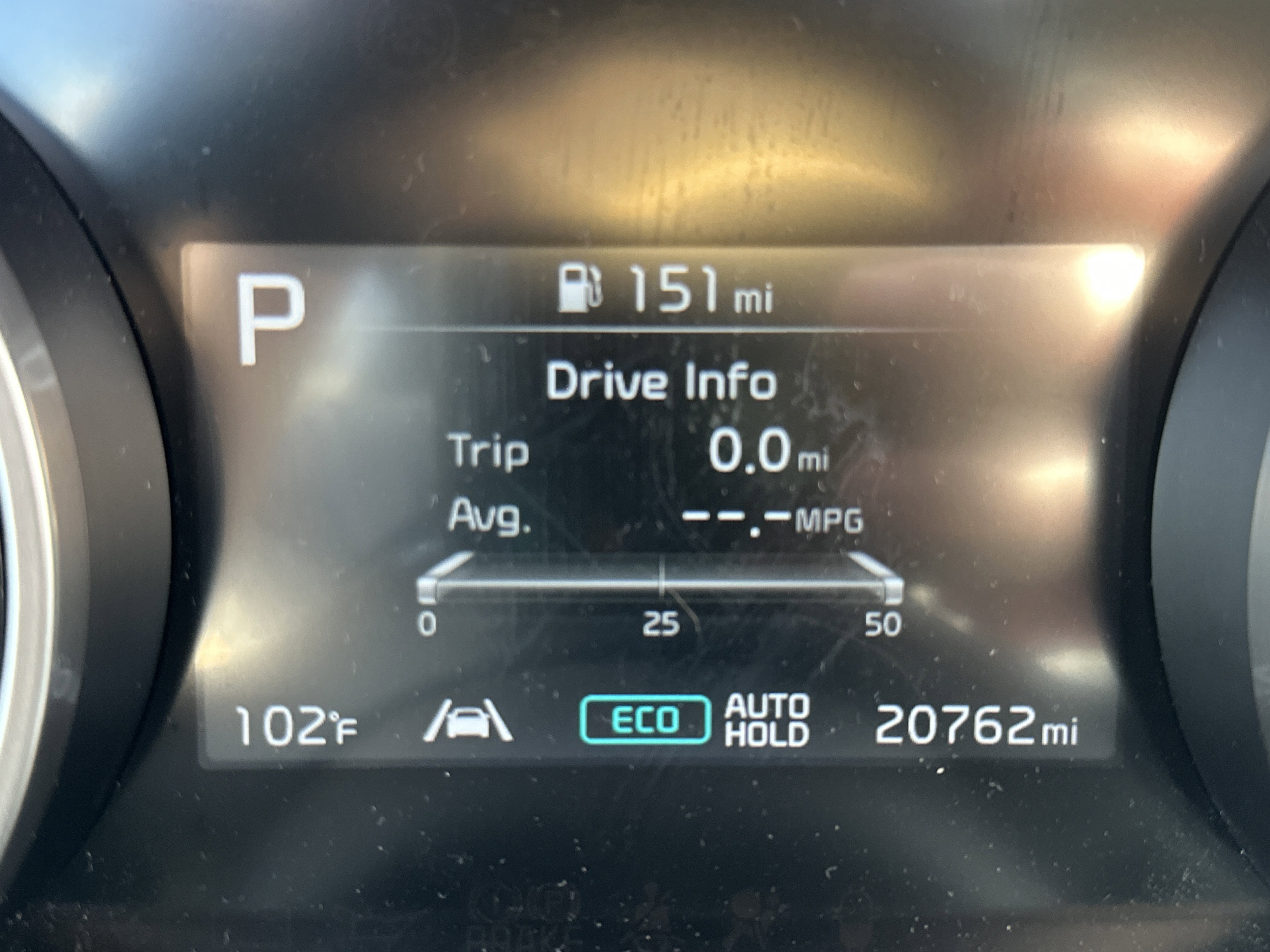 Certified 2024 Kia Carnival LX image 2