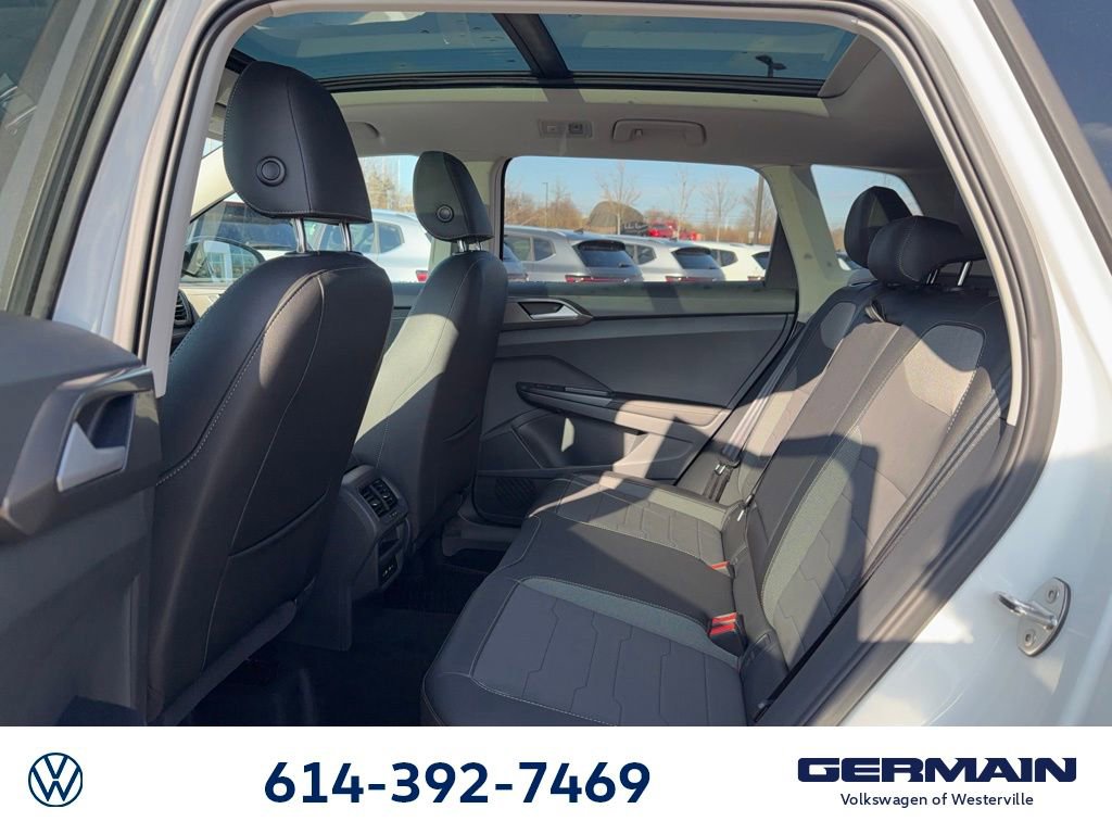 New 2026 Volkswagen Taos SE image 17