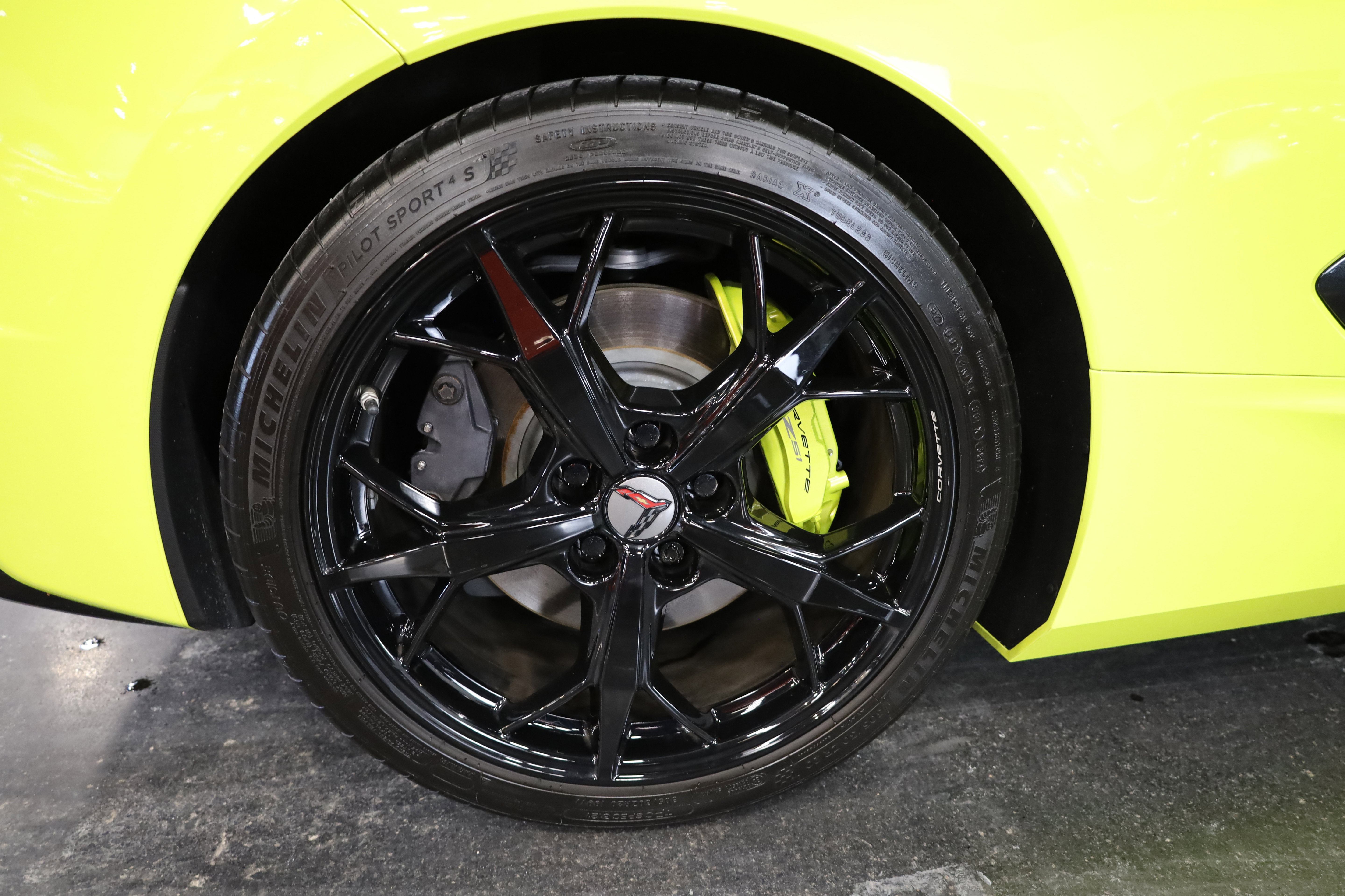 Used 2022 Chevrolet Corvette Stingray Premium Conv w/ Z51 Performance Package image 14