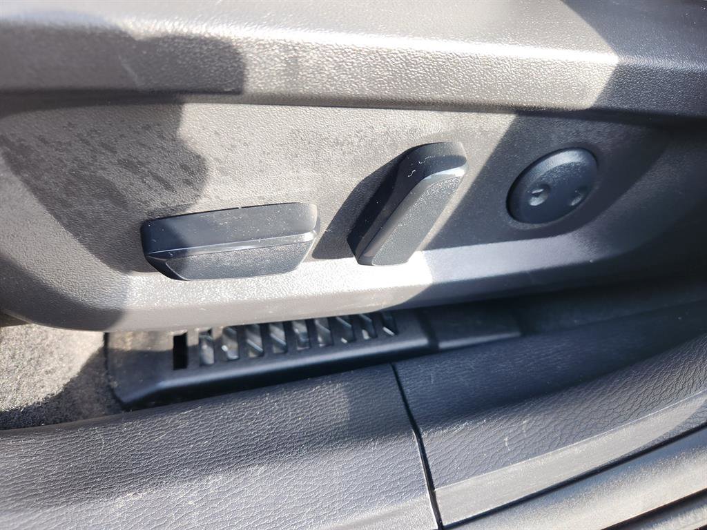 Used 2024 Mitsubishi Outlander SEL AWD/4WD image 33