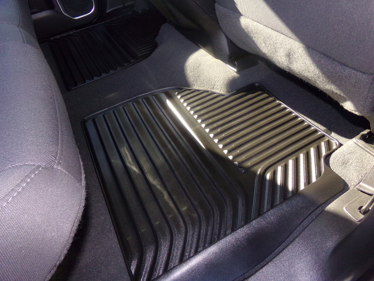 Used 2023 GMC Sierra 1500 Elevation w/ Preferred Package image 32