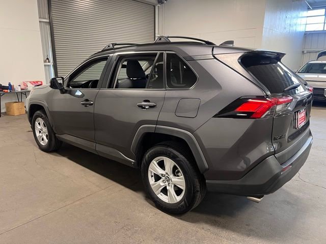 Used 2020 Toyota RAV4 XLE w/ Convenience Package image 5