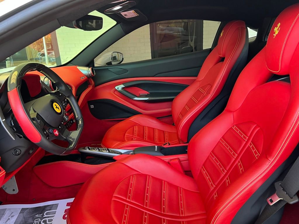 Used 2022 Ferrari F8 Tributo image 9