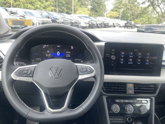 Used 2025 Volkswagen Taos S AWD/4WD image 14
