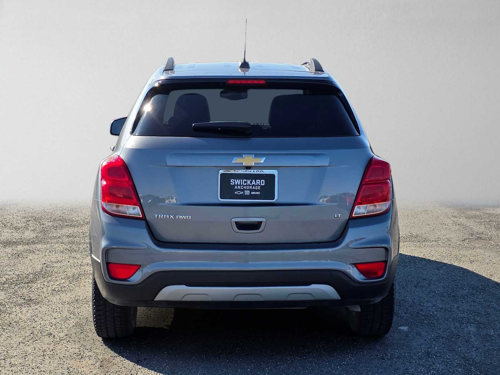 Certified 2019 Chevrolet Trax LT w/ LT Convenience Package AWD/4WD image 4