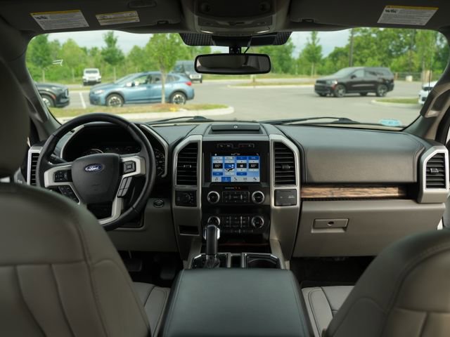 Used 2019 Ford F150 Lariat w/ Equipment Group 502A Luxury AWD/4WD image 23