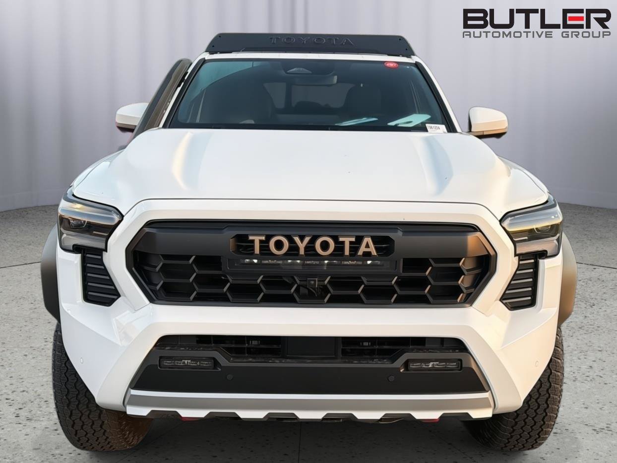 New 2026 Toyota Tacoma 4x4 Double Cab Hybrid image 9