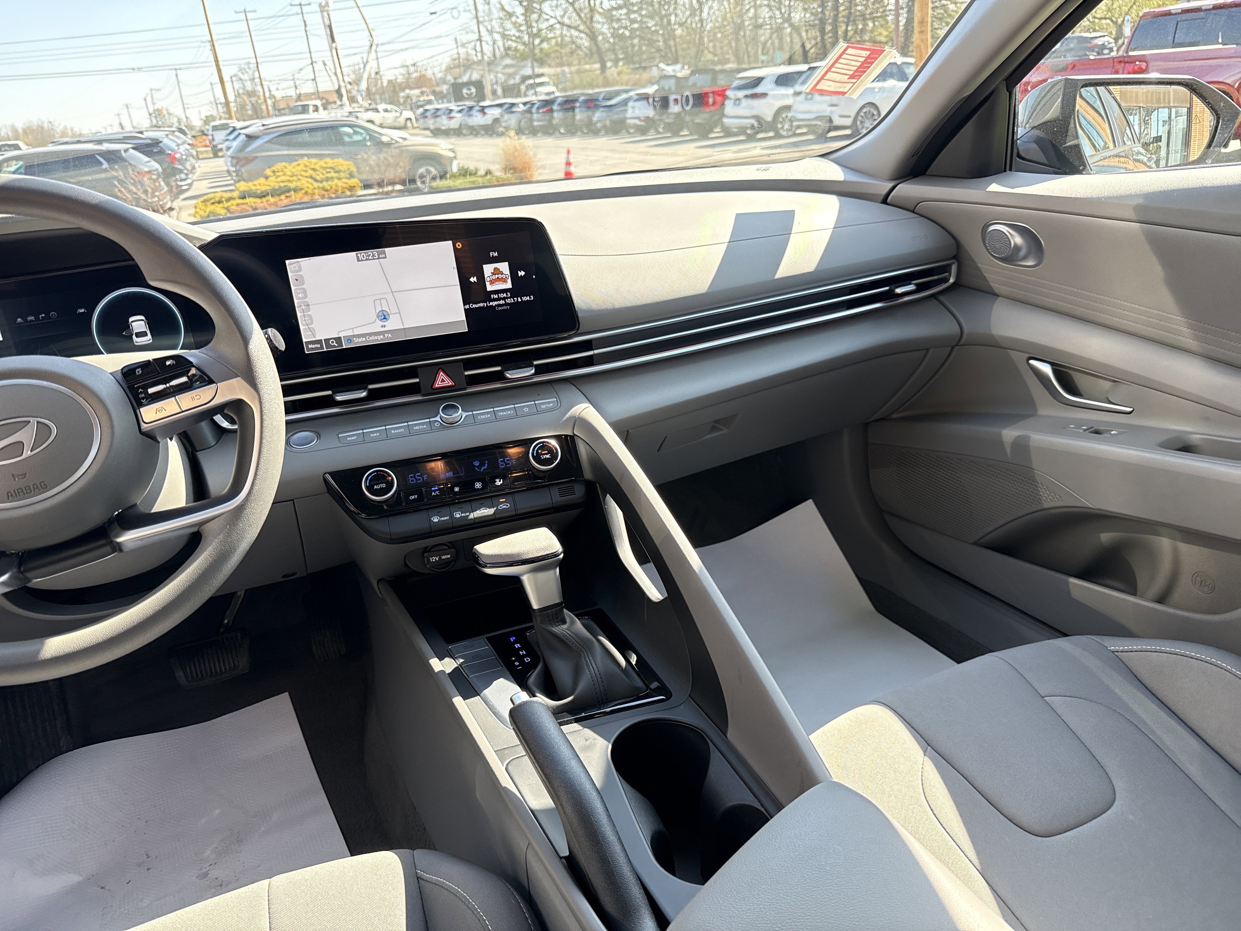 Certified 2024 Hyundai Elantra SEL image 32