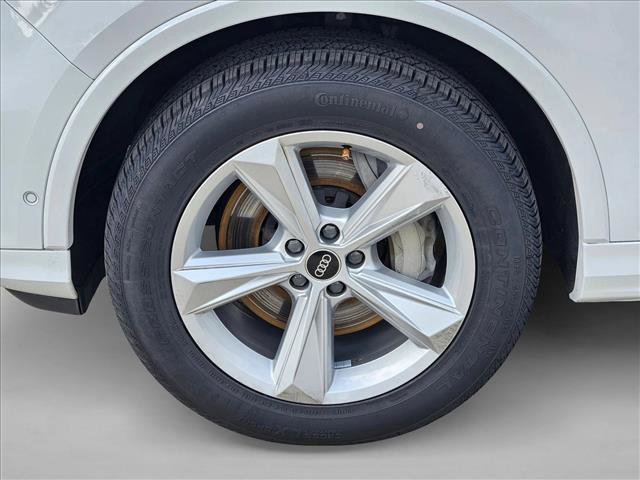 Used 2021 Audi Q7 2.0T Premium w/ Convenience Package image 23