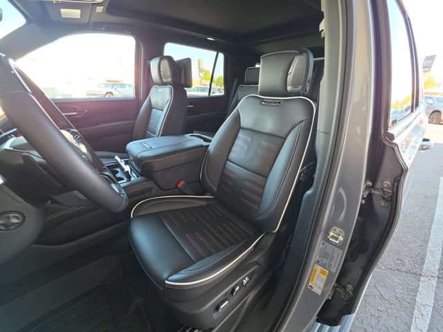 Used 2026 GMC Yukon AT4 Ultimate AWD/4WD image 18