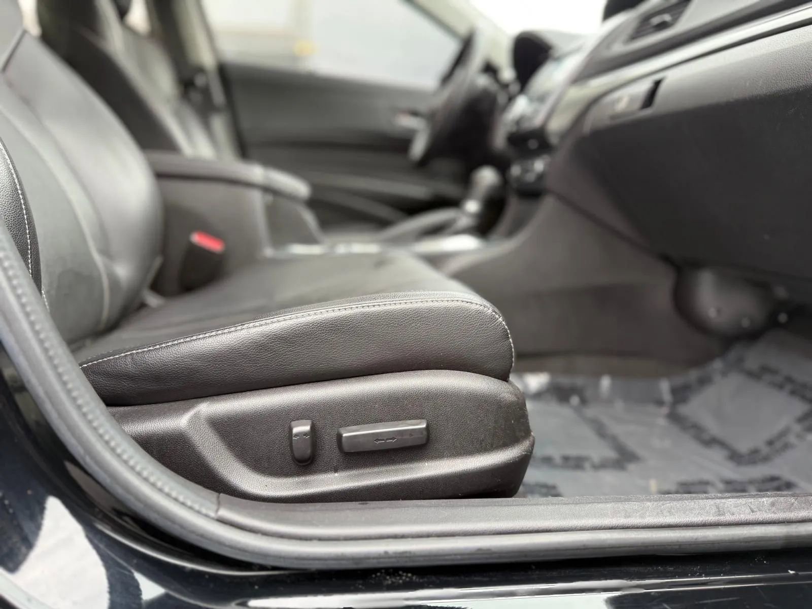 Used 2019 Acura ILX image 23