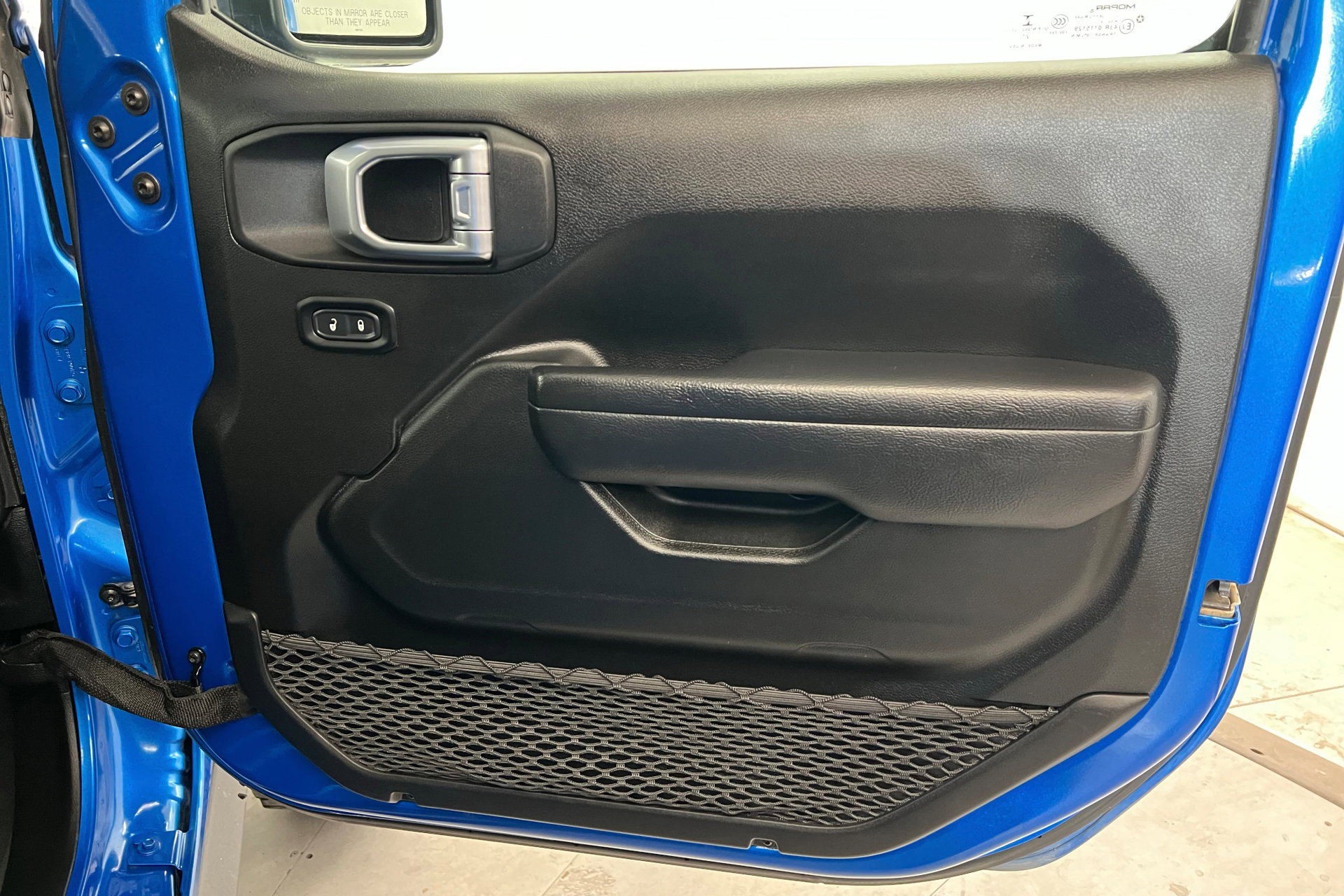 Used 2022 Jeep Wrangler Unlimited Rubicon w/ LED Lighting Group AWD/4WD image 24