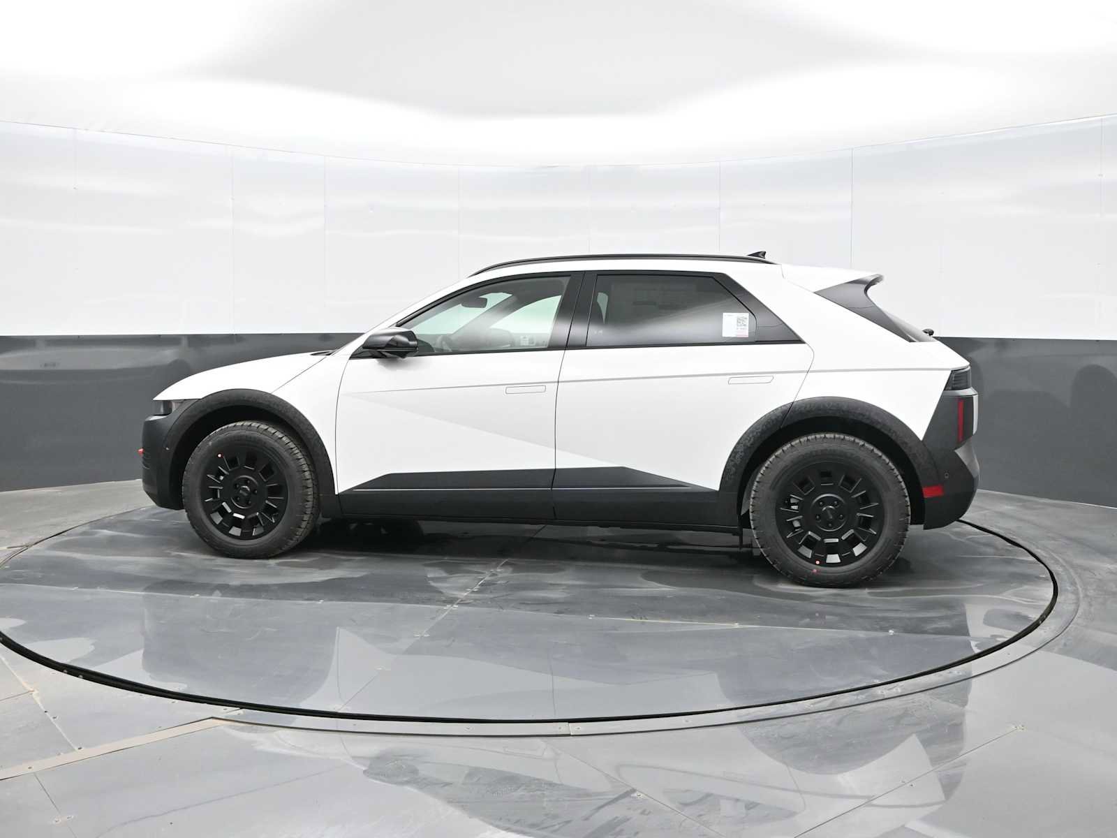 New 2025 Hyundai Ioniq 5 XRT image 5