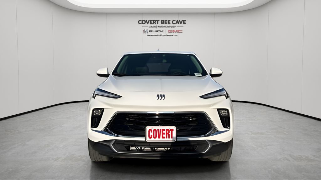 Used 2024 Buick Encore GX Preferred w/ Comfort Package image 2