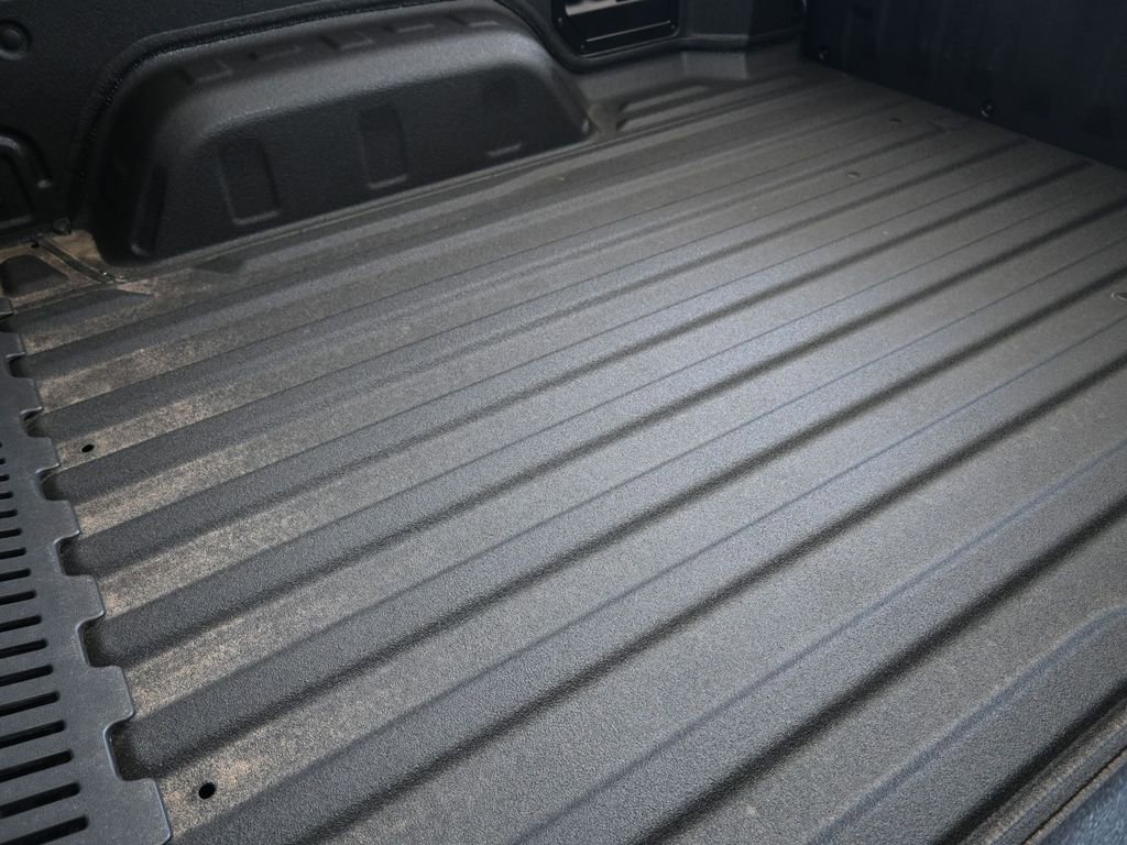 New 2025 GMC Sierra EV Denali AWD/4WD image 18