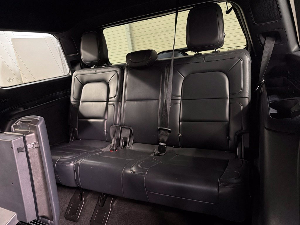 Used 2022 Lincoln Navigator Reserve w/ Equipment Group 201A AWD/4WD image 31