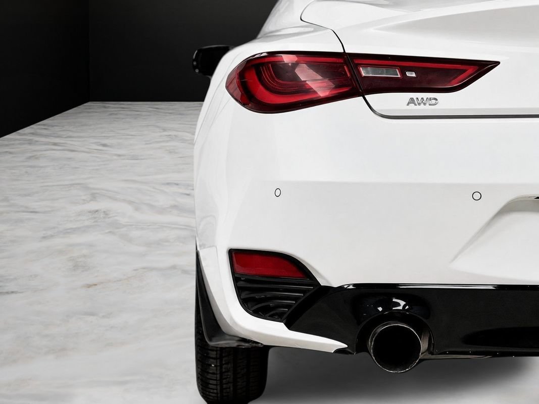 Used 2019 INFINITI Q60 Red Sport 400 AWD/4WD image 14