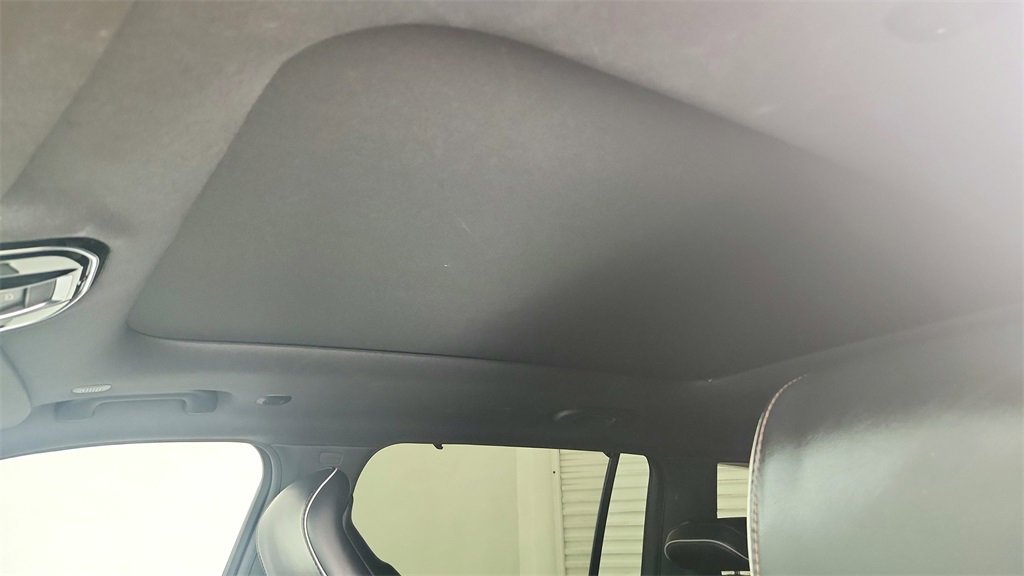 Used 2021 Jeep Grand Cherokee L Summit w/ Luxury Tech Group V image 16