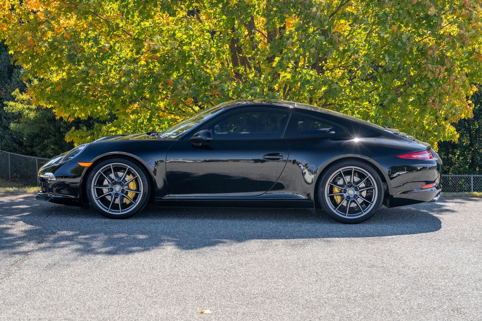 Used 2016 Porsche 911 Carrera S image 3