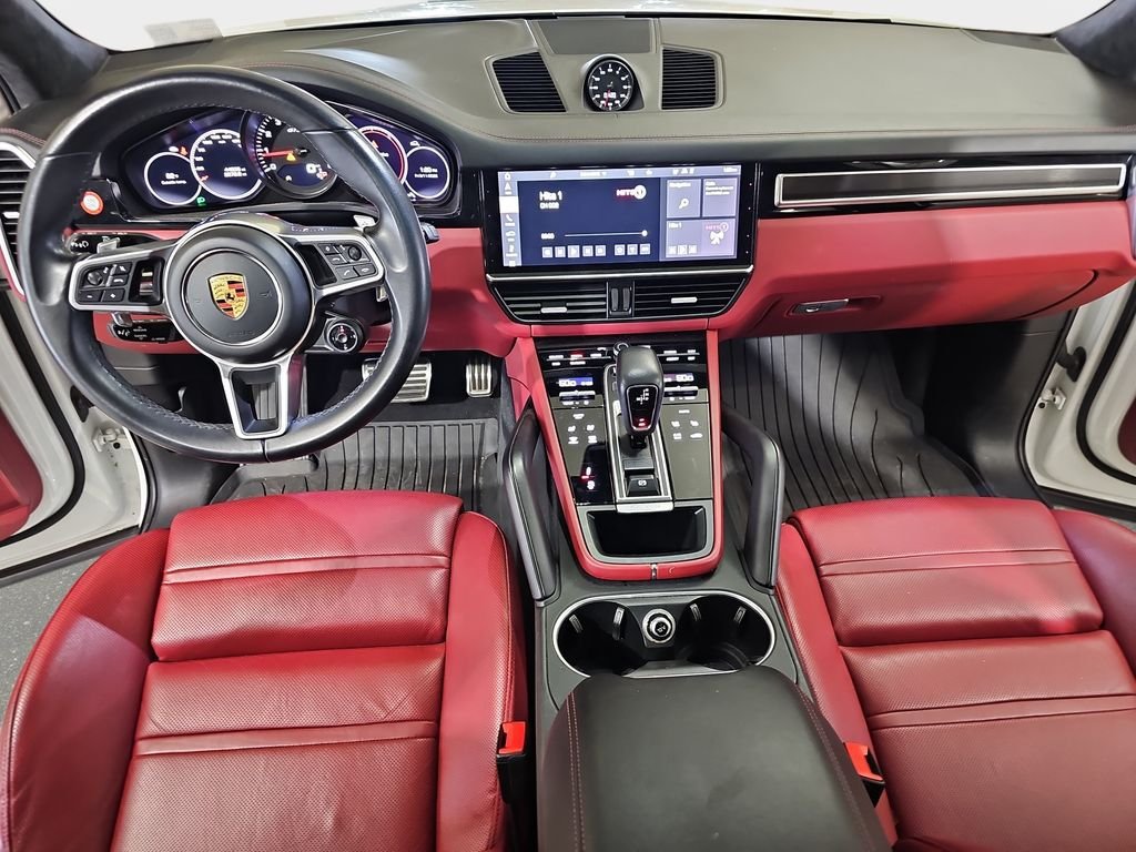 Used 2021 Porsche Cayenne GTS AWD/4WD image 10
