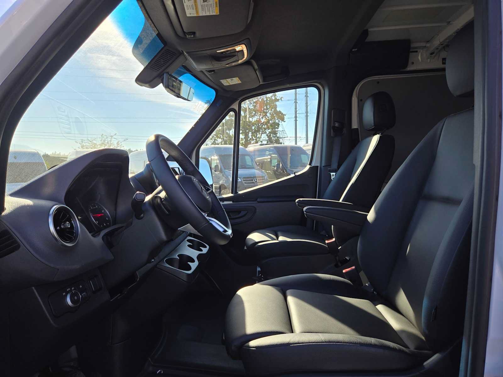 Used 2026 Mercedes-Benz Sprinter 2500 image 21