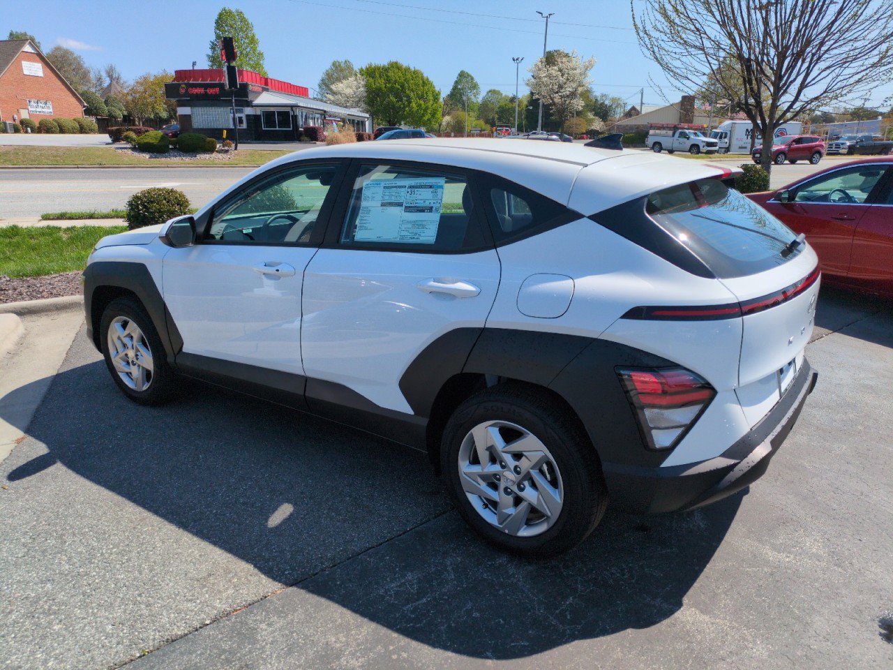 New 2026 Hyundai Kona SE image 6