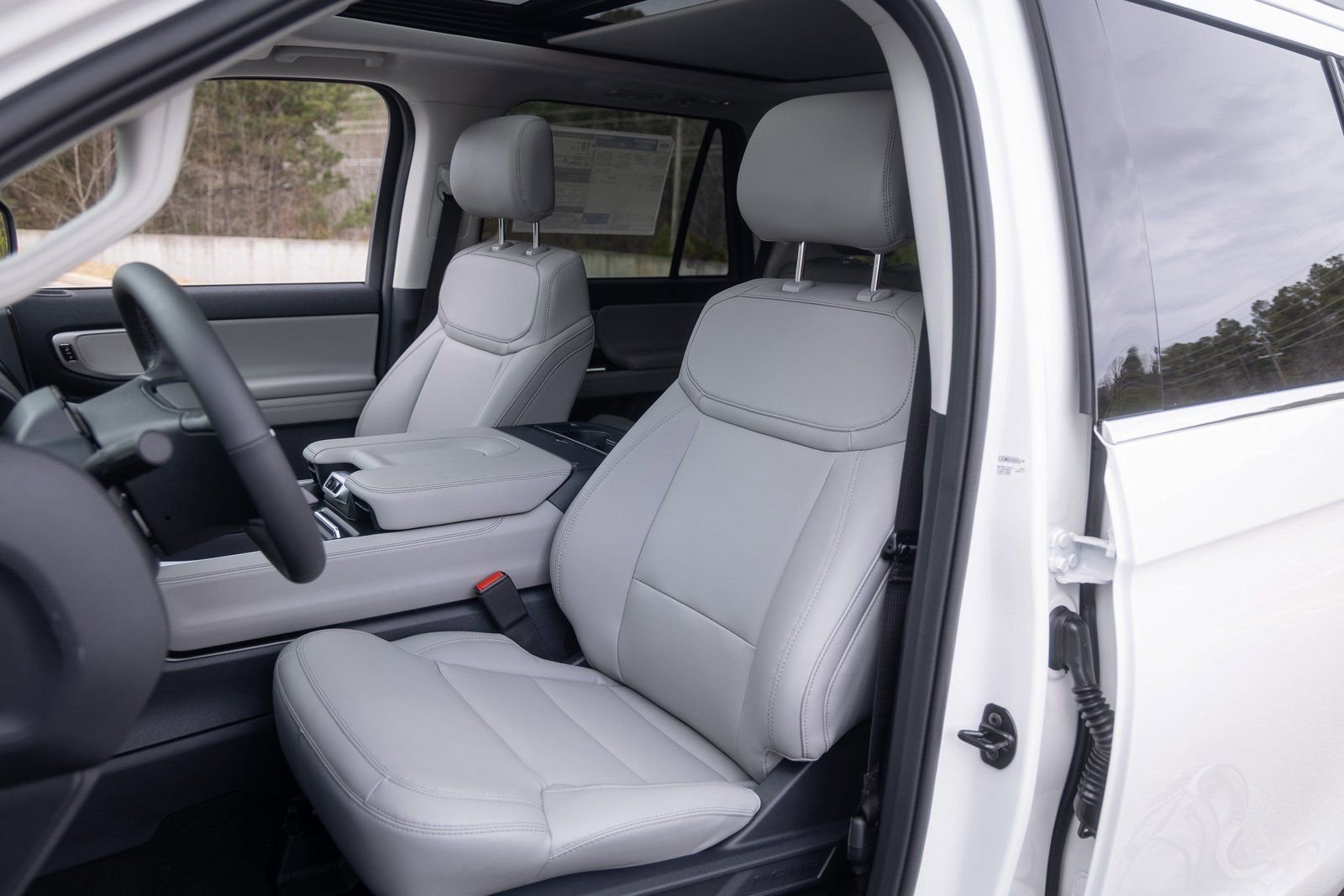 New 2026 Ford Expedition Active AWD/4WD image 15
