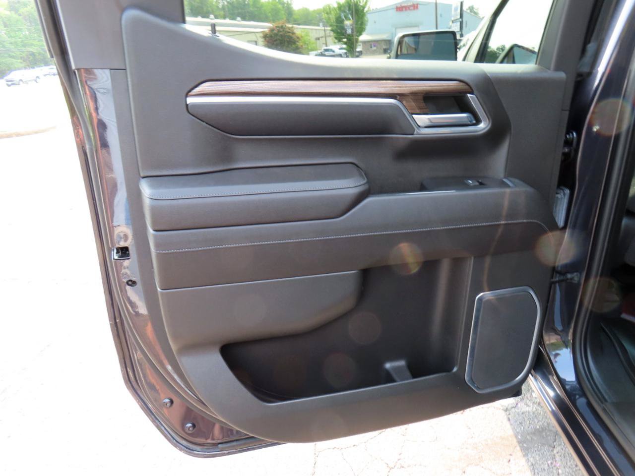 Used 2023 Chevrolet Silverado 1500 LT w/ Protection Package AWD/4WD image 19