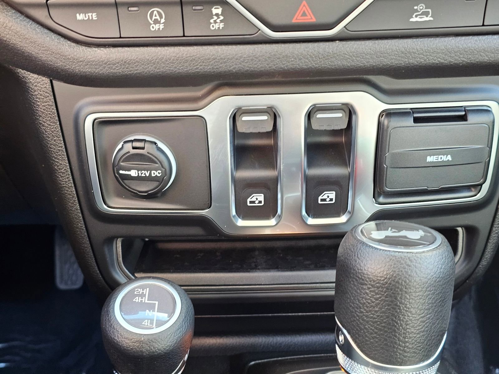 New 2026 Jeep Wrangler Sport AWD/4WD image 15