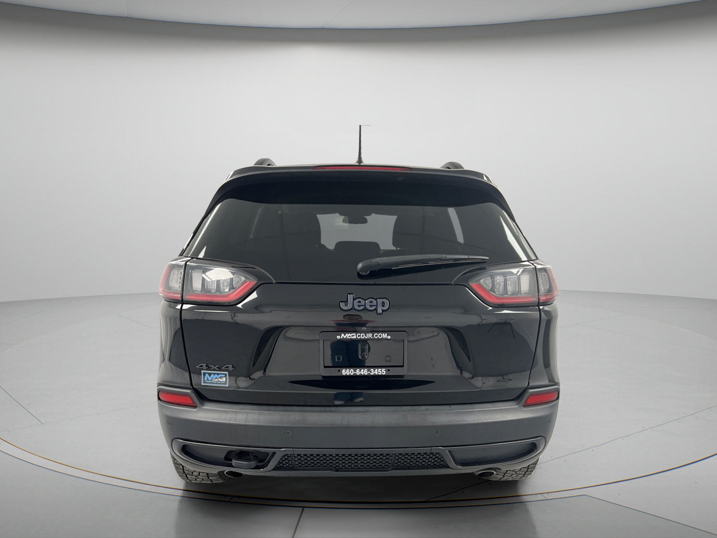 Used 2020 Jeep Cherokee Latitude AWD/4WD image 7
