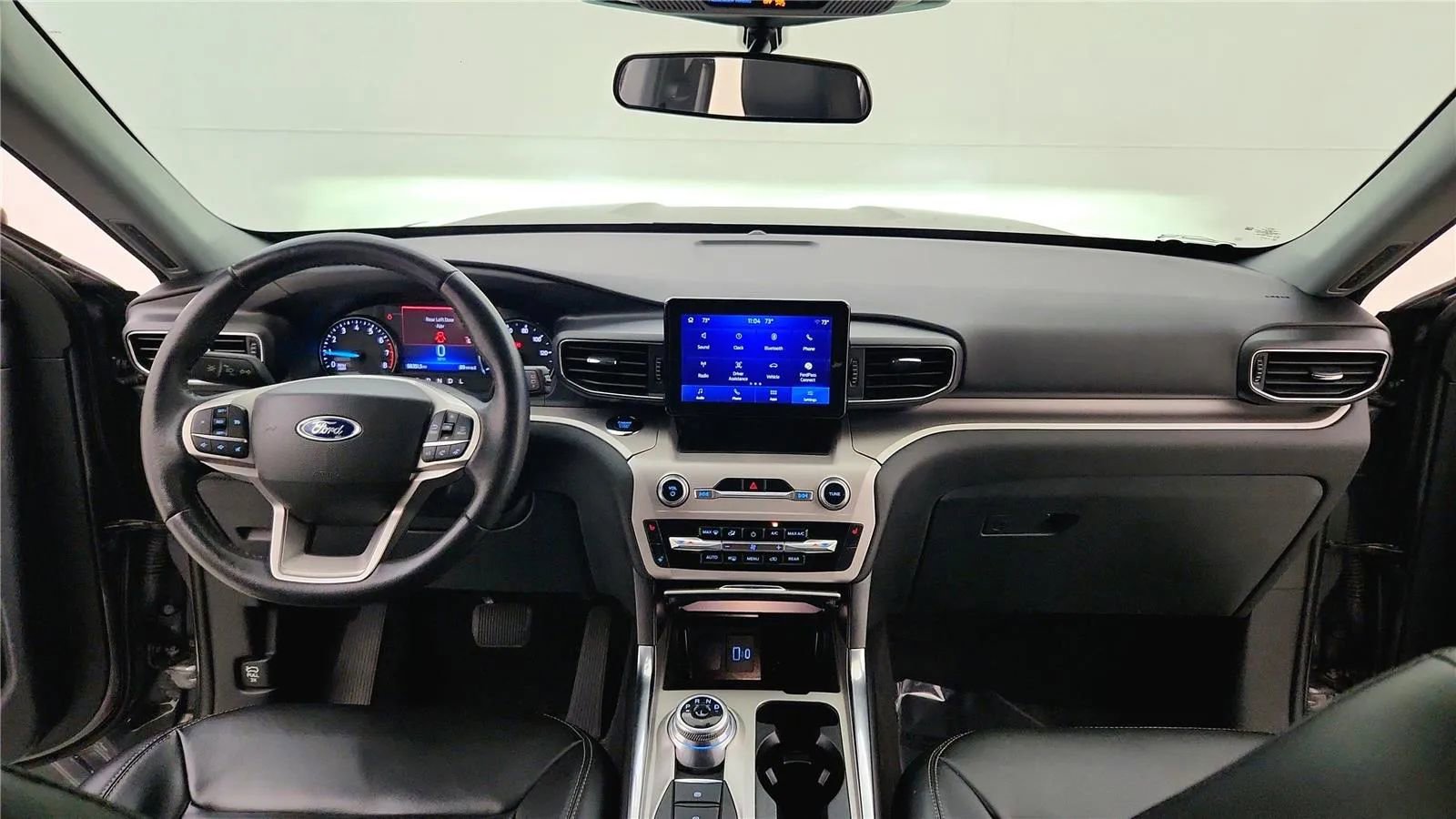 Used 2023 Ford Explorer XLT w/ Equipment Group 202A image 39