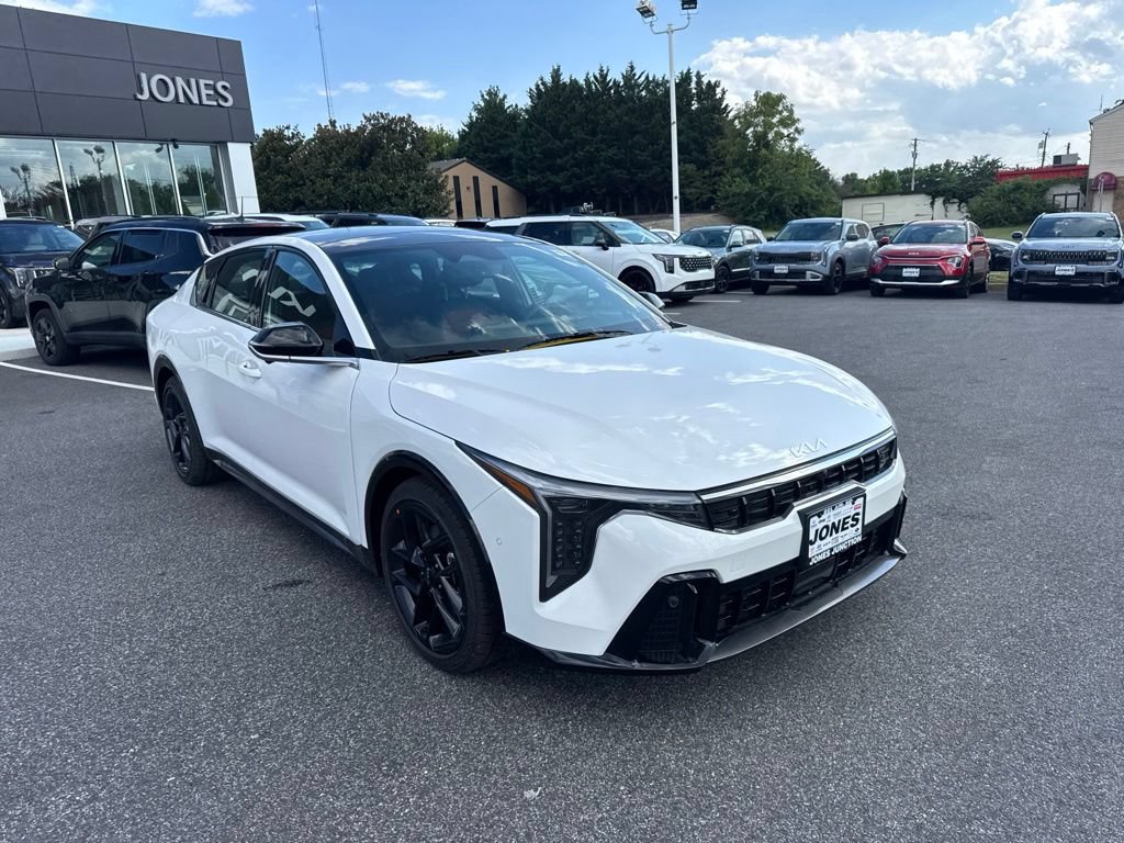 New 2026 Kia K4 GT-Line Turbo FWD image 3
