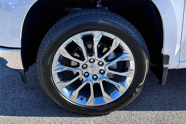 Used 2024 Chevrolet Silverado 1500 LTZ w/ LTZ Premium Package image 27