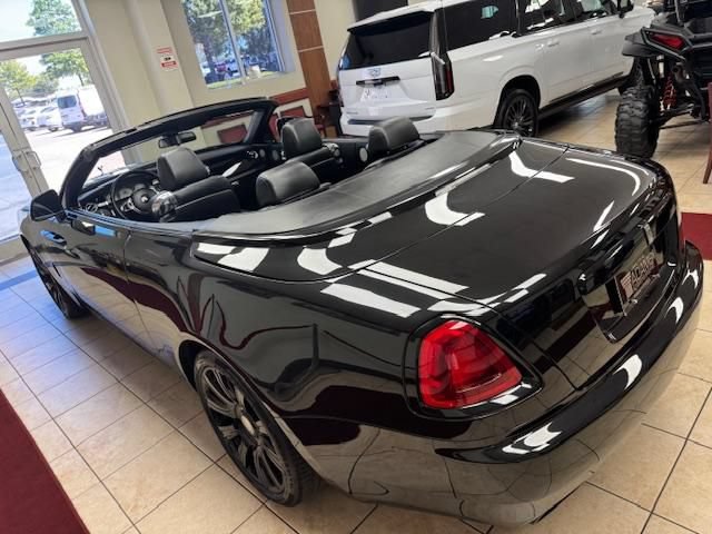 Used 2018 Rolls-Royce Dawn RWD image 26