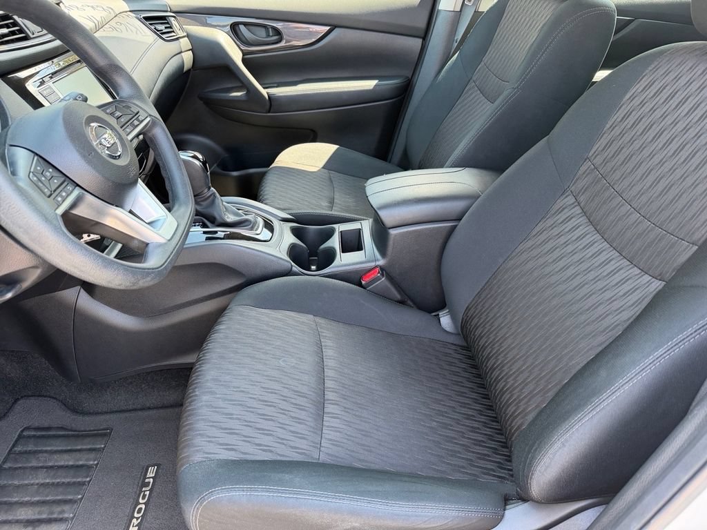 Used 2019 Nissan Rogue S FWD image 10