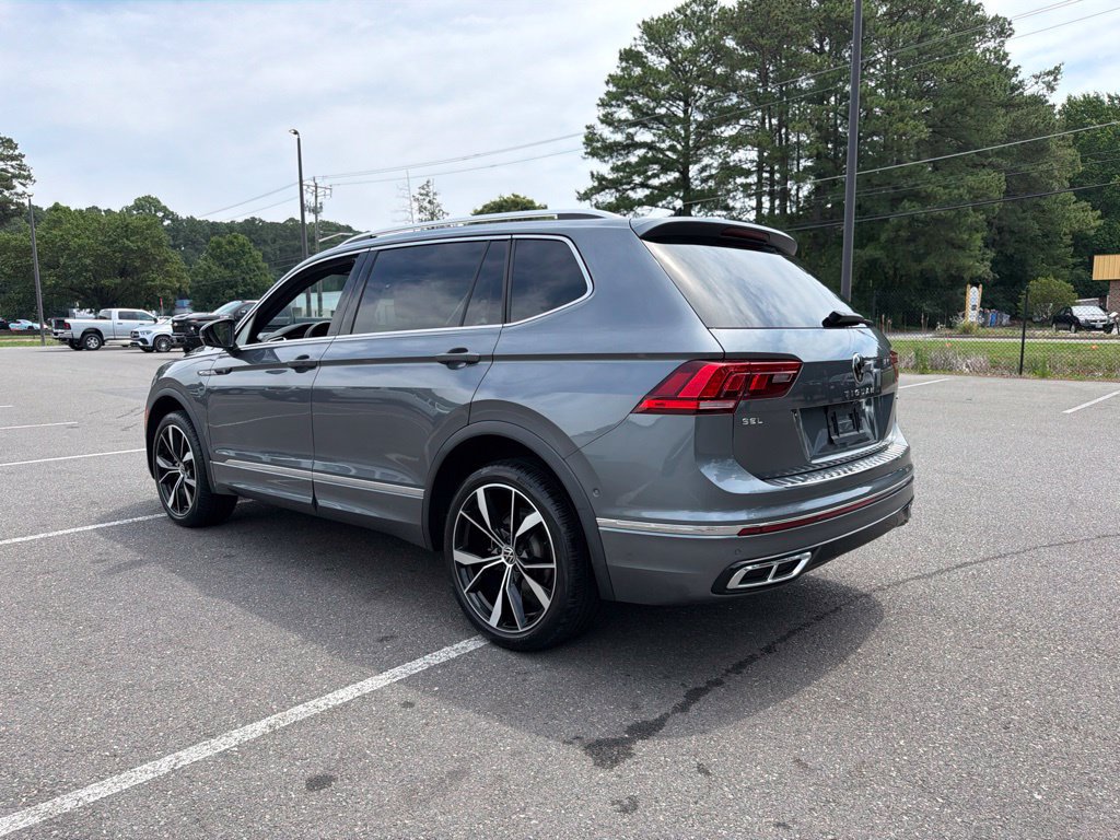 Used 2023 Volkswagen Tiguan SEL R-Line AWD/4WD image 7