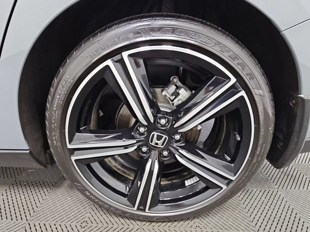 Used 2025 Honda Accord Sport image 42