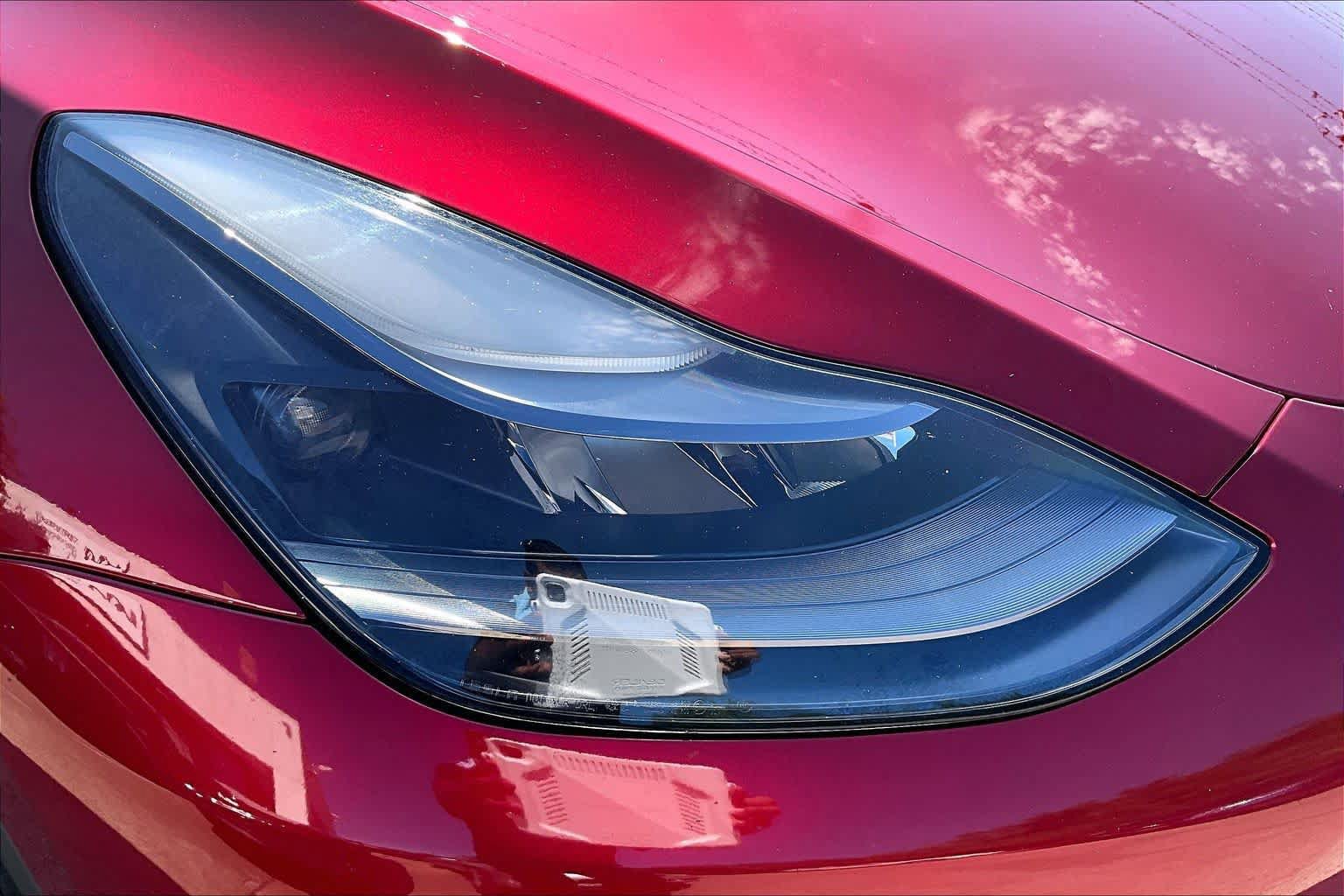 Used 2024 Tesla Model Y 2WD image 25
