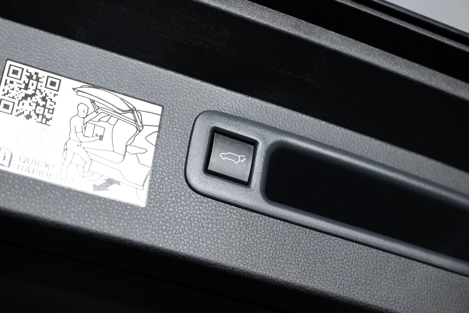 Used 2024 Toyota Highlander XLE image 23