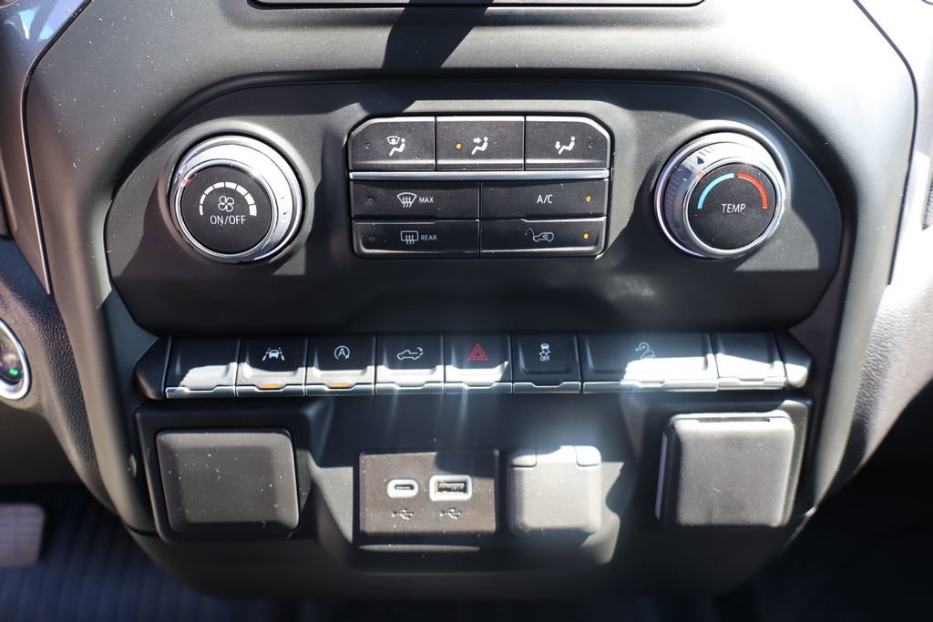 Used 2025 Chevrolet Silverado 1500 Custom Trail Boss w/ LPO, Dark Essentials Package image 23