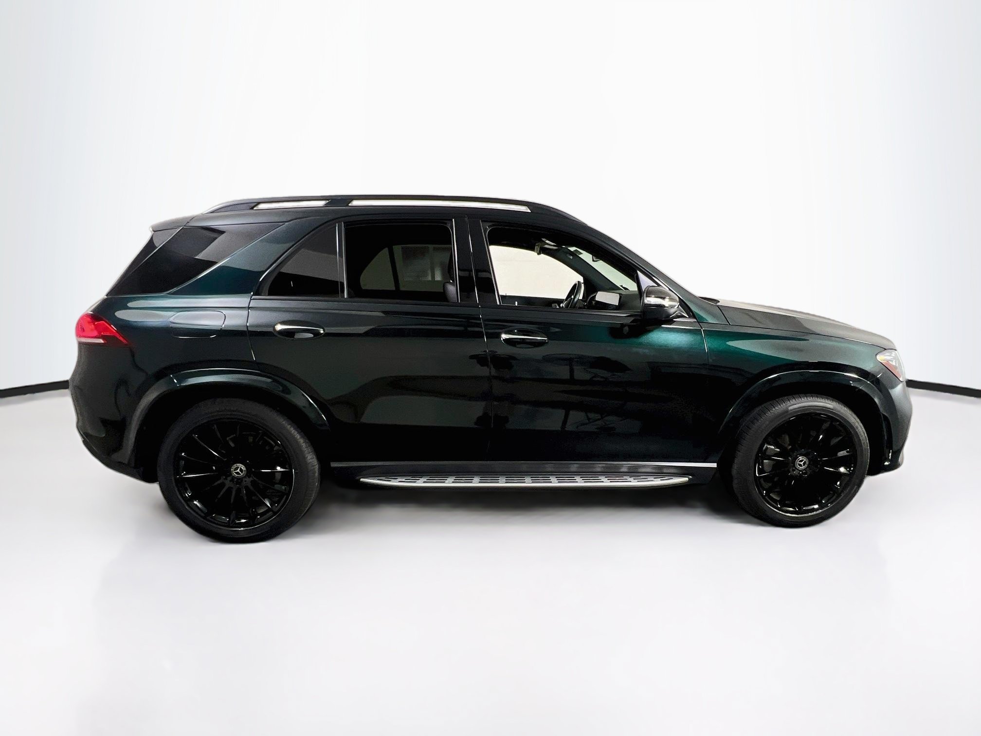 Used 2022 Mercedes-Benz GLE 350 4MATIC image 4