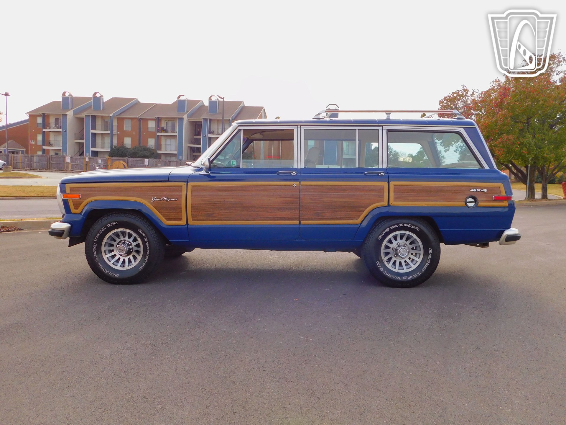 Used 1989 Jeep Grand Wagoneer AWD/4WD image 12