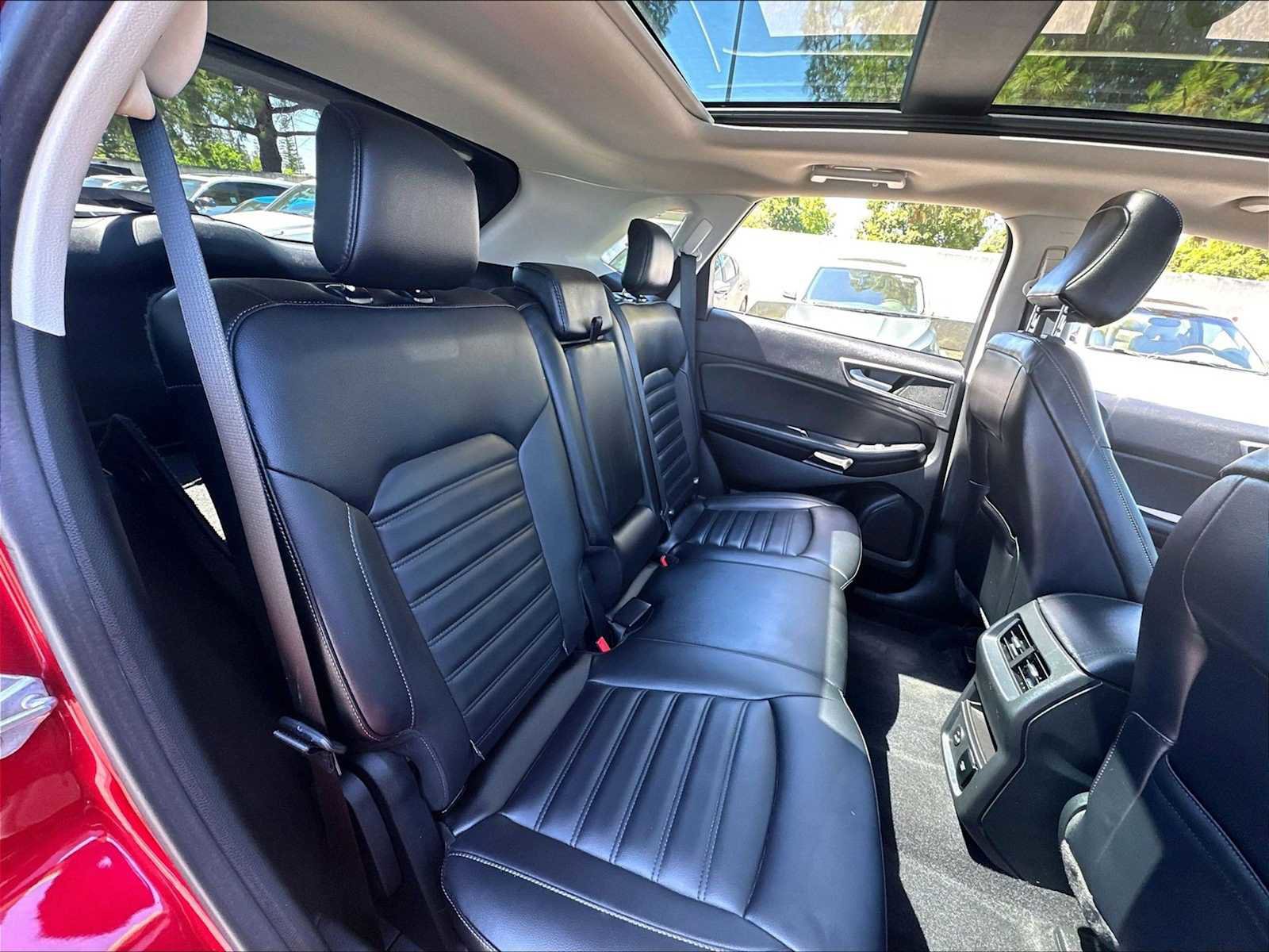 Used 2022 Ford Edge SEL w/ Convenience Package AWD/4WD image 29